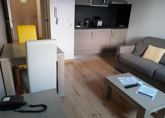 Lagrange Vacances Les Patios Eugénie Biarritz